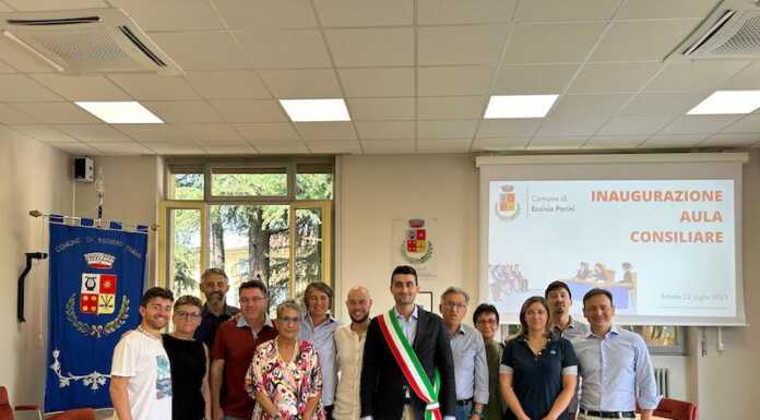 Bosisio. Inaugurata la nuova sala consiliare: “Luogo di confronto e democrazia”