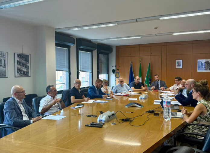 crisi aziendali provincia lecco regione lombardia