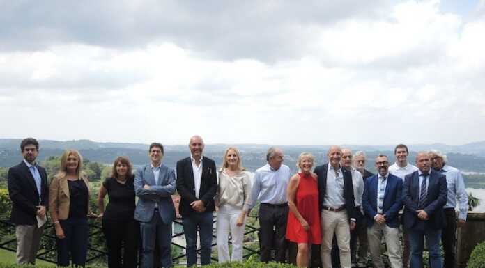 Altri 12 comuni firmano il Protocollo per la promozione turistica del territorio galbiate-firma protocollo turistico