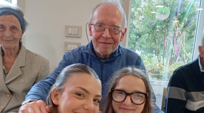 Lecco. La pioggia non ferma la Festa dei nonni agli Istituti Airoldi e Muzzi