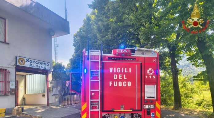 In difficoltà con il parapendio, atterraggio di fortuna sui campi del Bione