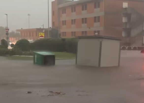 rotonda broletto lecco nubifragio