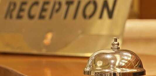 Truffe in hotel e ristoranti di Mandello: la donna sparisce verso la Valtellina albergo