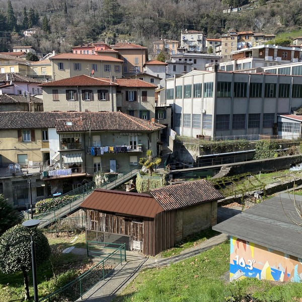 Diga Paradone casello custode Lecco