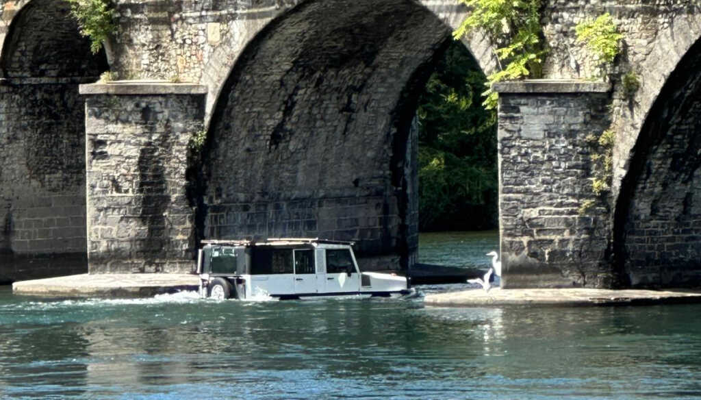 Auto Anfibia, Lecco