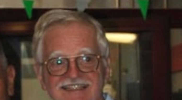 Addio a Lello Riva, fondatore degli “Amici del Venerdì” Lello Riva