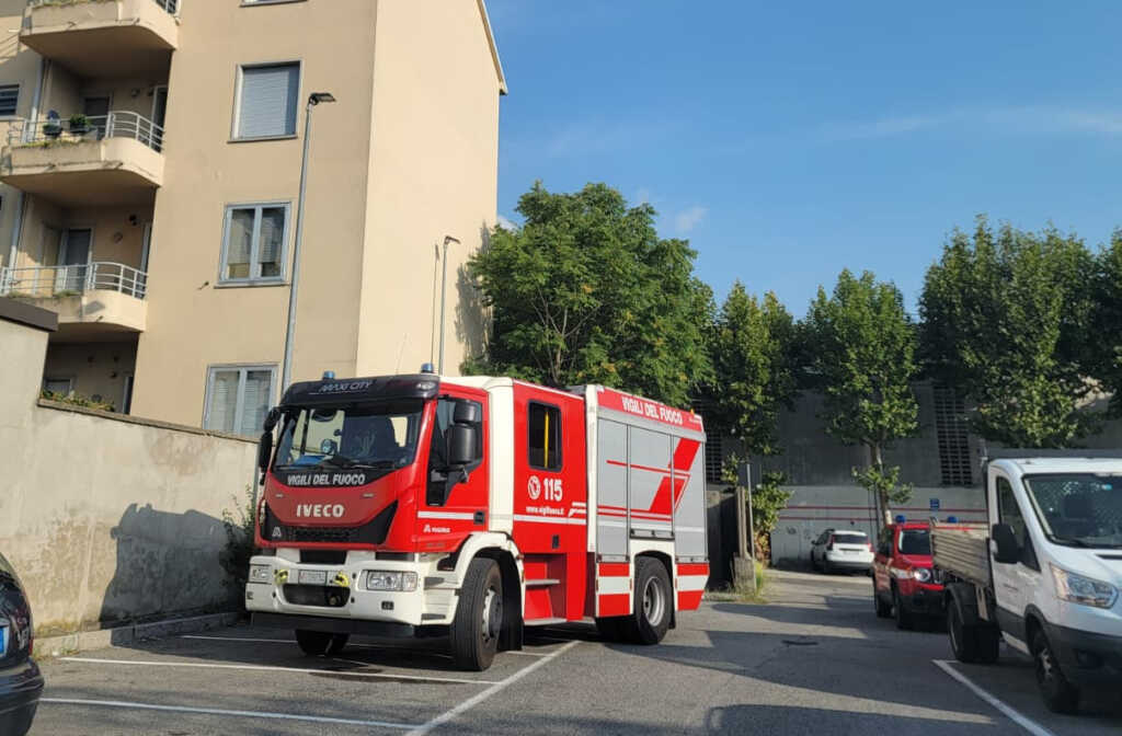 Vigili Fuoco via Polvara Lecco (1)