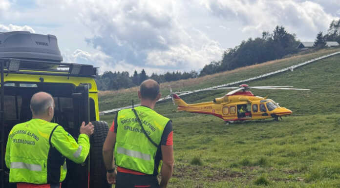 Donna cade dalla bici ai Piani di Artavaggio, elisoccorsa caduta bici Moggio Piani artavaggio elisoccorso Soccorso alpino