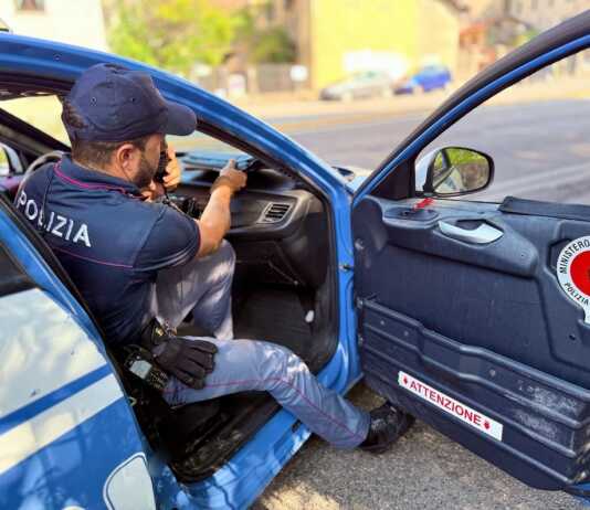 Rintracciati due stranieri irregolari a Lecco, decreto di espulsione e rimpatrio