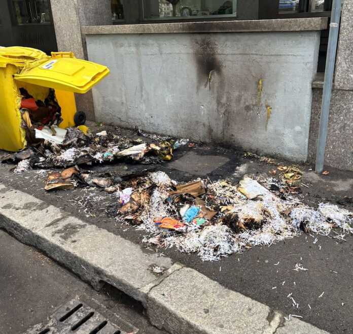 incendio alberi incendio cassonetti lungolago lecco