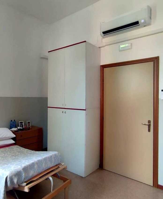 merate-Casa Albergo.stanza.split2