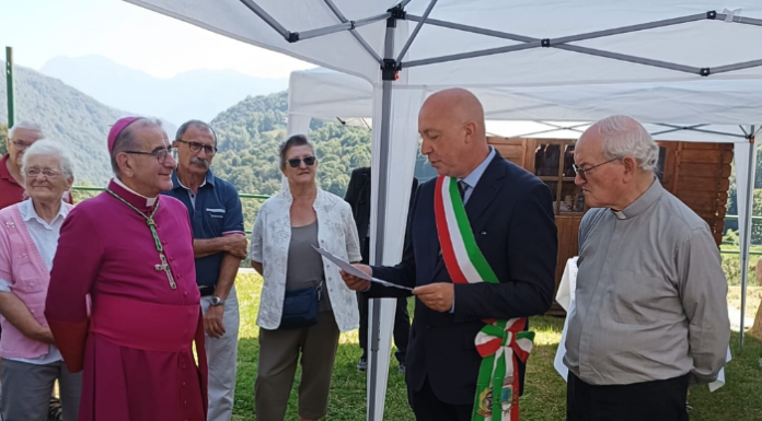 L’arcivescovo di Milano Mario Delpini in visita a Morterone