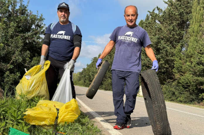rifiuti auto strada plastic free