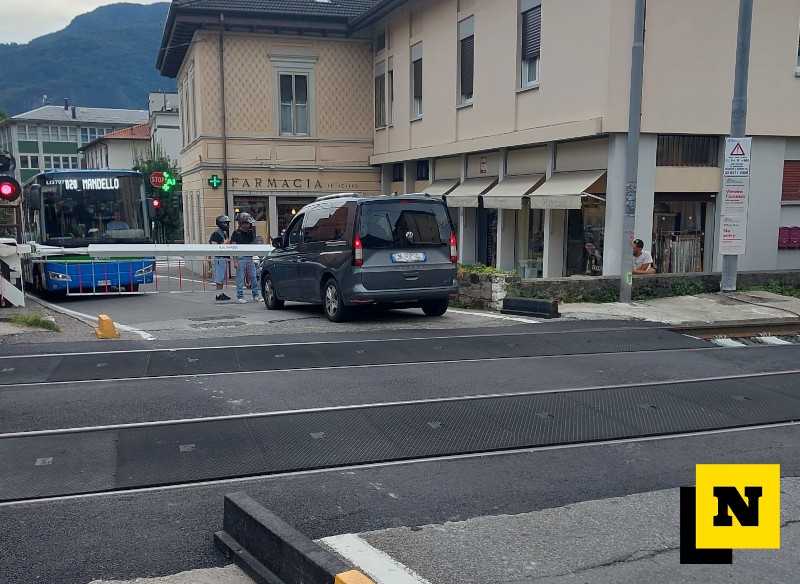 Auto bloccata Mandello