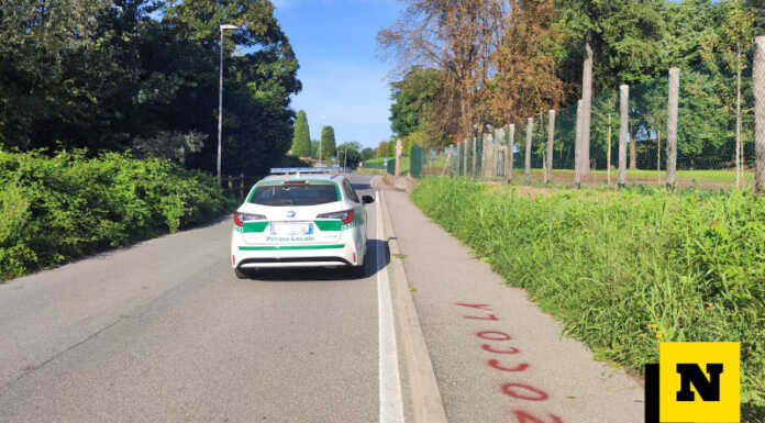 Merate, scritte offensive lungo i marciapiedi: indagini in corso