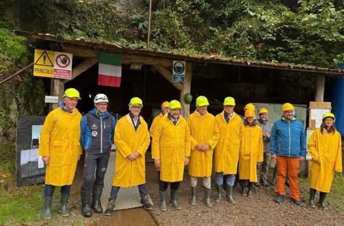 Primaluna_miniere_cotabbio_ascensore