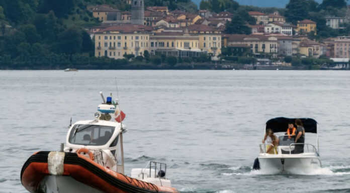 Turiste inglesi soccorse grazie all’intervento congiunto di Guardia Costiera e 118 Operazione soccorso Guardia Costiera Bellagio