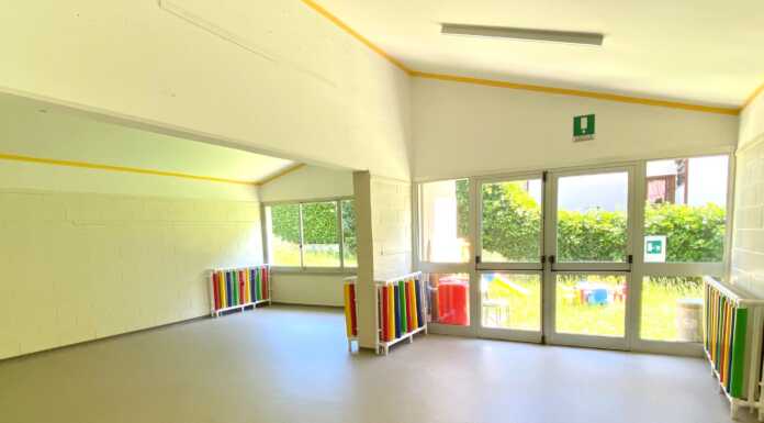 Ballabio, nuove pavimentazioni nelle aule gialla e verde della materna Scuola dell'Infanzia di Ballabio