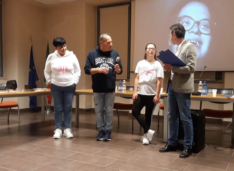 bullismo-bosisio-giada canino