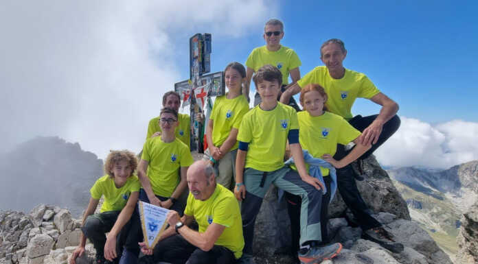 Cai Calolzio. Alpinismo Giovanile in cima al Gran Sasso per gli 80 anni di fondazione