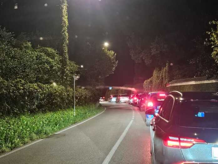 code-mandello-lecco-sp72 coda incidente mandello