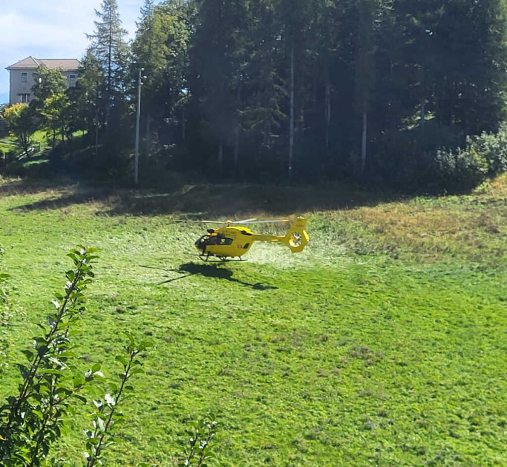 L'elisoccorso di Bergamo giunto ai Resinelli
