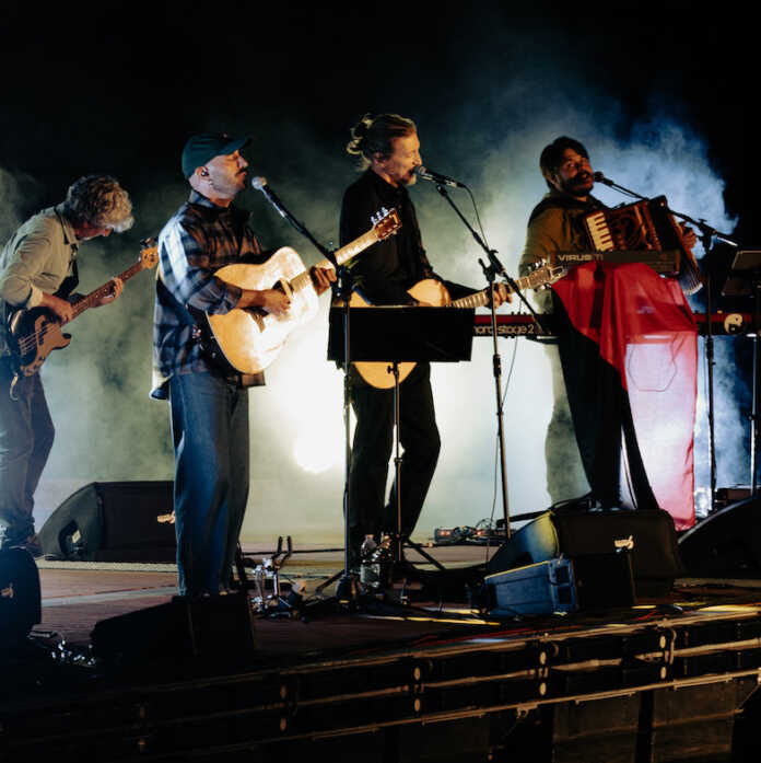 lake arena-mercanti di liquori-2025-8 lake arena 2025-mercanti di liquore