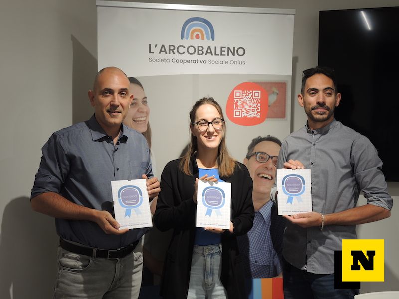 un pizzico di viola-mese dell'alzheimer-arcobaleno