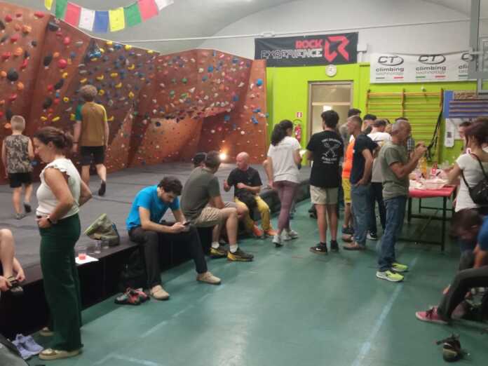 palestra_arrampicata_cai_calolzio_20250913_00006