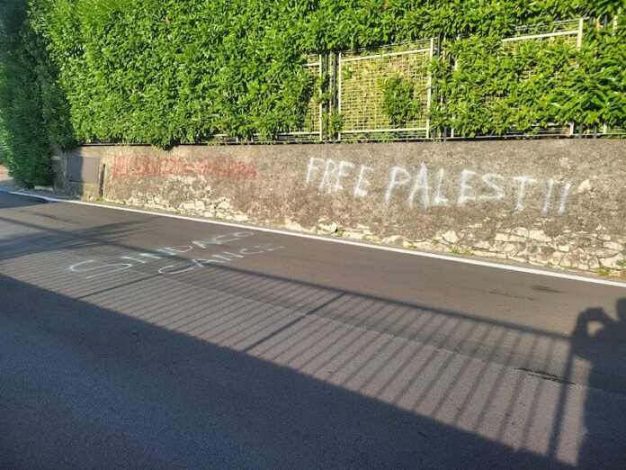 pescate-invernizzi-scritte palestina-2025-2 scritte invernizzi presse pescate-palestina