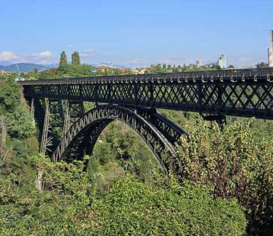 Minaccia di buttarsi dal ponte di Paderno, salvato dalle forze dell’ordine e dai sanitari Ponte di Paderno