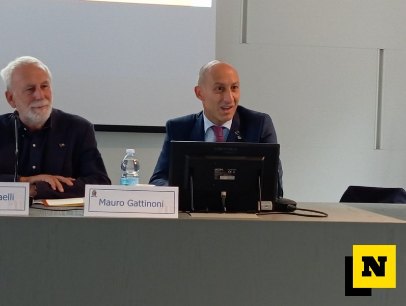 mostra fotografica "Incompiuto" Roberto Giangrande presentazione Palazzo Paure Immagimondo