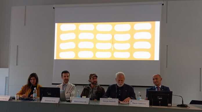 Lecco. Sogni di cemento interrotti: inaugurata la mostra “Incompiuto” mostra fotografica "Incompiuto" Roberto Giangrande presentazione Palazzo Paure Immagimondo