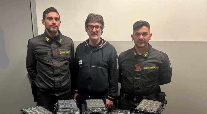 Valico di Brogeda: 45 kg di hashish sequestrati, arrestato un cittadino ucraino