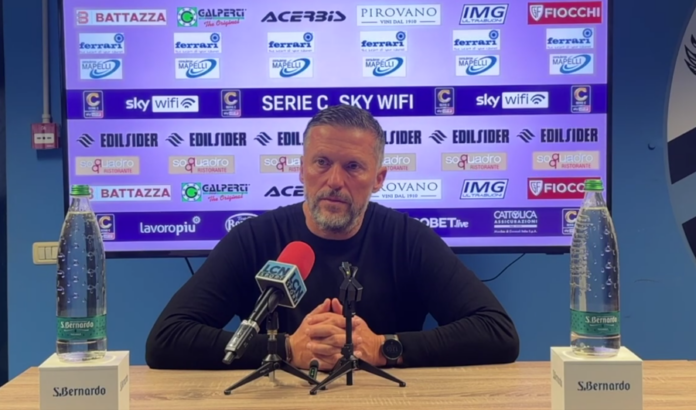 Federico Valente, Calcio Lecco