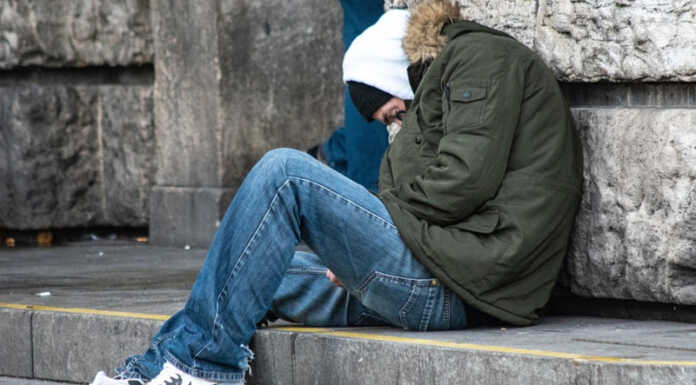 Lecco tra povertà e salari erosi: la UIL Lario richiama al valore dei contratti di lavoro