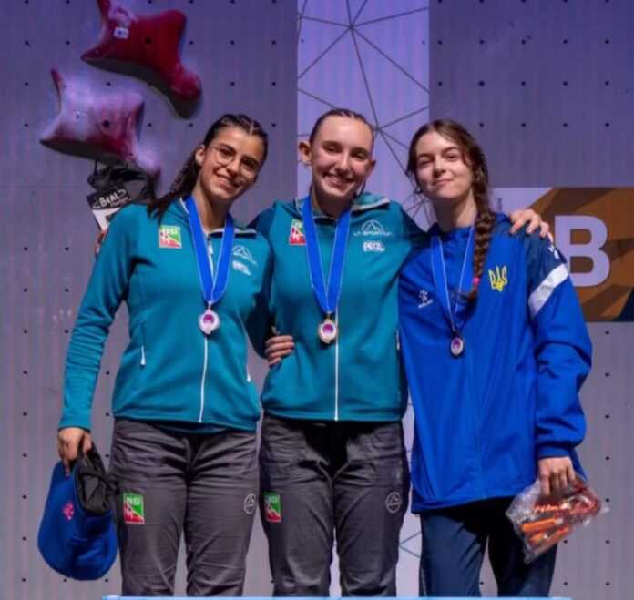 alice marcelli-podio-francia-arrampicata