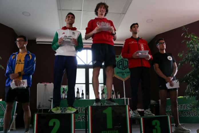 corsa_su_strada_gravedona_20251010_00003