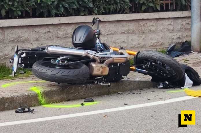 incidente_auto_moto_merate_pagnano_20251003_00001
