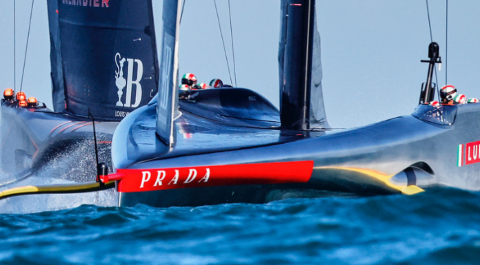 L’America’s Cup arriva a Lecco, serata storica promossa dal Panathlon Club Lecco "Luna Rossa" immortalata dall'obbietivo di Carlo Borlenghi