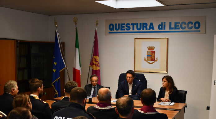 Lecco, il Sottosegretario di Stato all’Interno Molteni in visita alla Questura