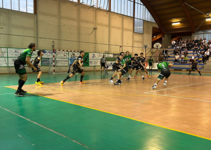molteno-pallamano-partita-palazzolo Trasferta a Palazzolo