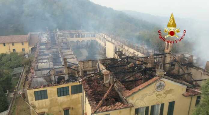 La Valletta. Del monastero divorato dalle fiamme resta uno scheletro di mura (VIDEO) incendio monastero Bernaga
