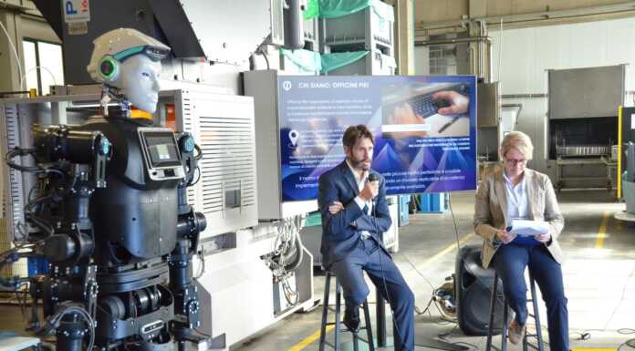 Alle Officine Piki al lavoro il primo robot umanoide cognitivo, il futuro è in Valvarrone
