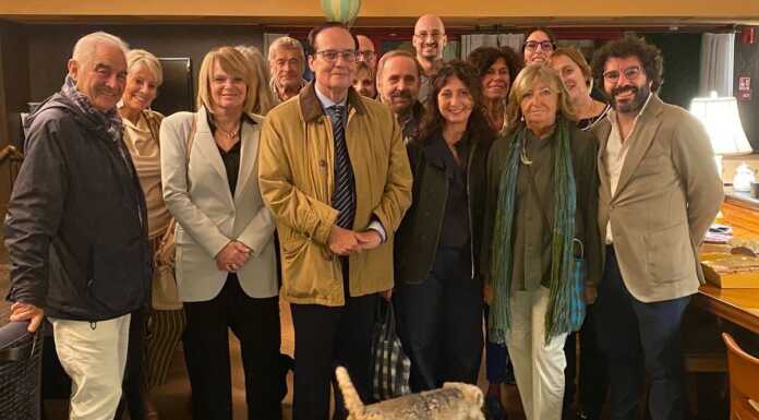 Il Rotary visita l’azienda Promemoria e incontra il genio creativo di Romeo Sozzi