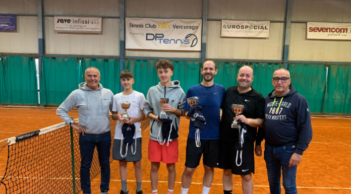 Vercurago ha ospitato il “Torneo HNG-Sevencom”, grande spettacolo tra singolare e doppio Da sinistra: Arnoldi, Cereghini, Signorini, Montorfano, Passoni e Limonta