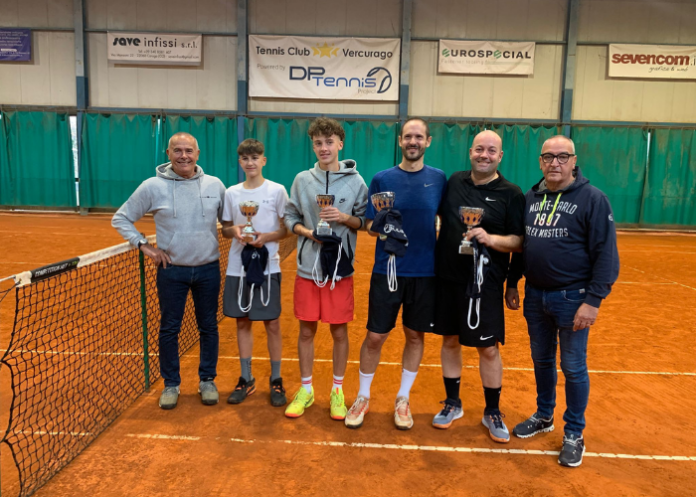 vercurago-torneo-doppio Da sinistra: Arnoldi, Cereghini, Signorini, Montorfano, Passoni e Limonta