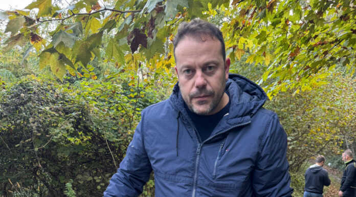 Colico, deputato Zoffili e volontari presi a sassate dagli spacciatori nei boschi Zoffili deputato Lega pulizia boschi spaccio droga Colico Piantedo