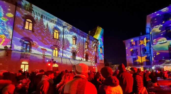 Ponte dell’Immacolata: a Lecco 50% dei visitatori in più rispetto al 2024 Luci su Lecco Olimpiadi