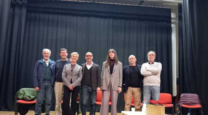 Mandello, Casa Comune apre il percorso verso le elezioni 2026. Mariani: “Ricandidarmi un atto di responsabilità” Casa Comune per Mandello incontro pubblico de andre elezioni